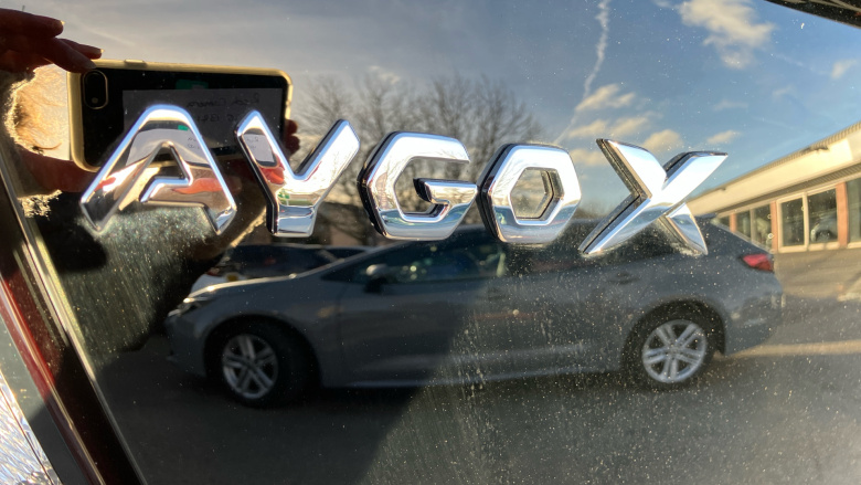 Toyota Aygo X 1.0 VVT-i Edge 5dr Petrol Hatchback